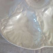 8 vintage Gien ceramic barbotine oyster plates