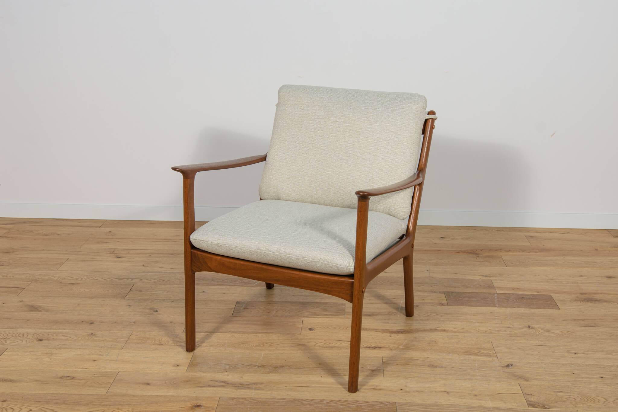 Pj112 armchairs by ole wanscher for poul jeppesens, denmark, 1960s, set of 2