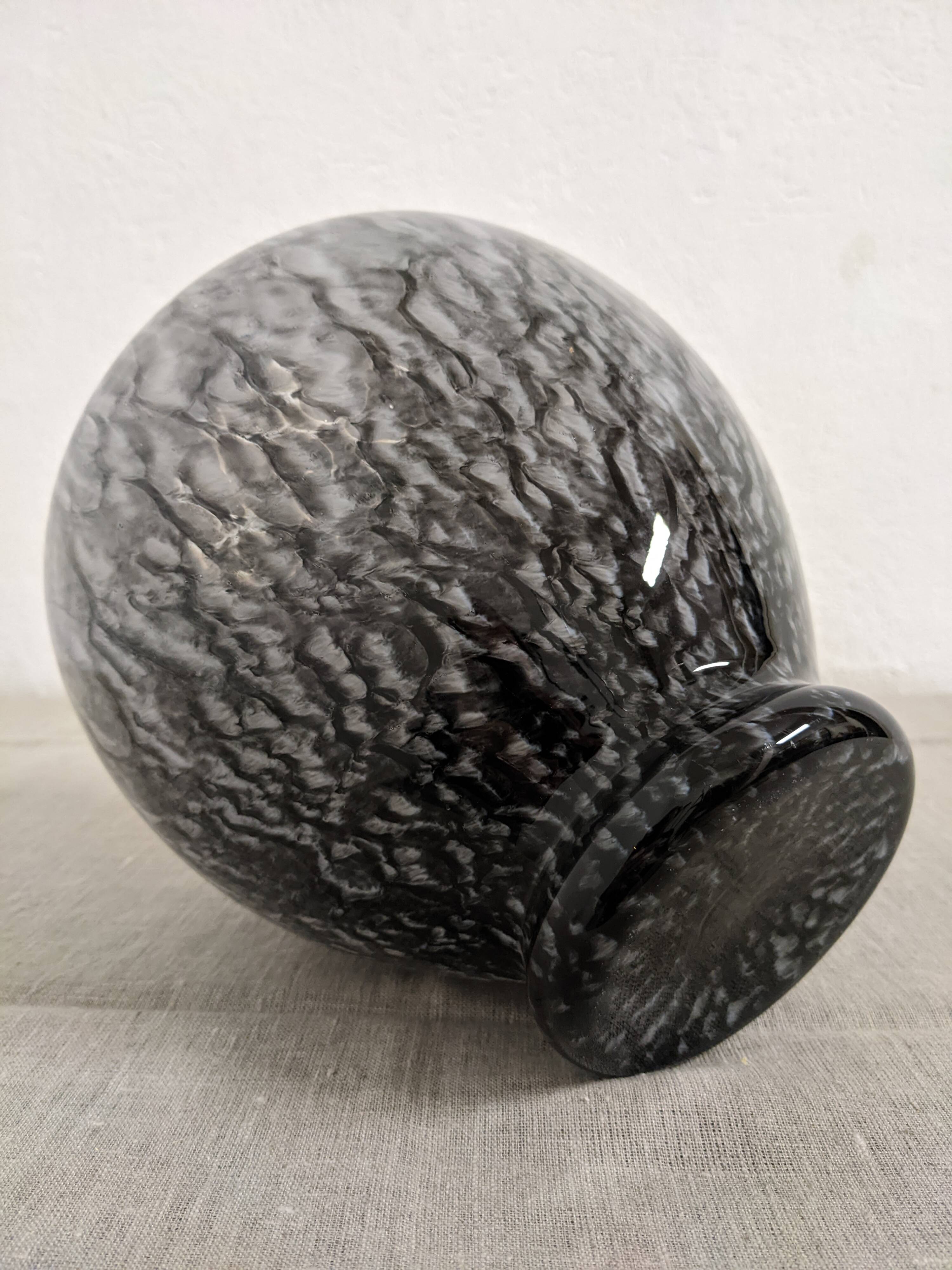 Murano glass vase from the 60s/70s