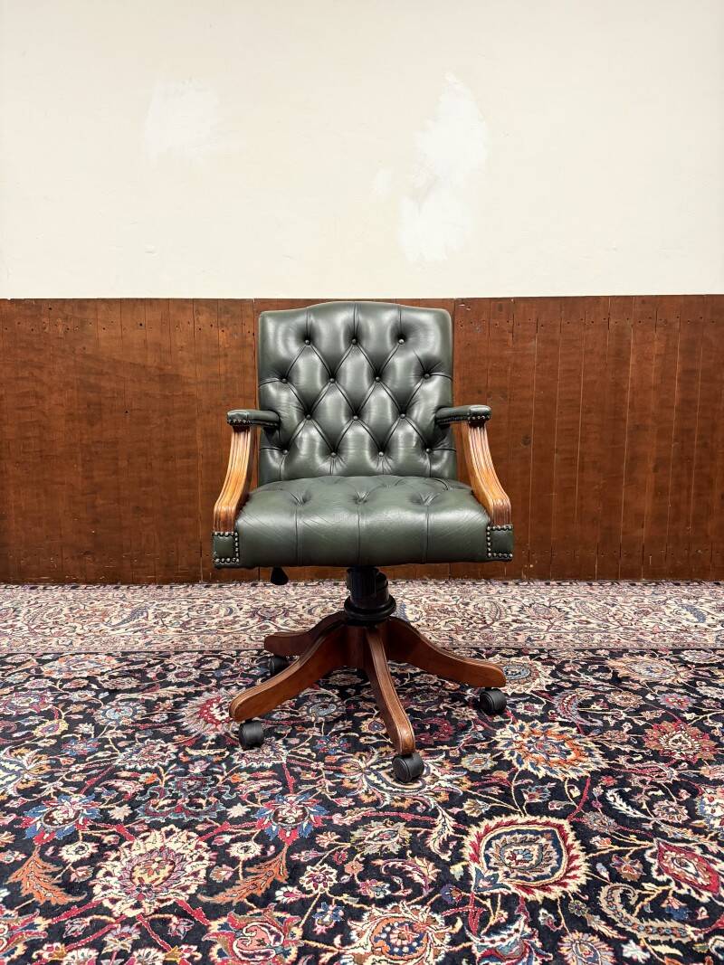 Chaise de bureau Chesterfield anglaise verte