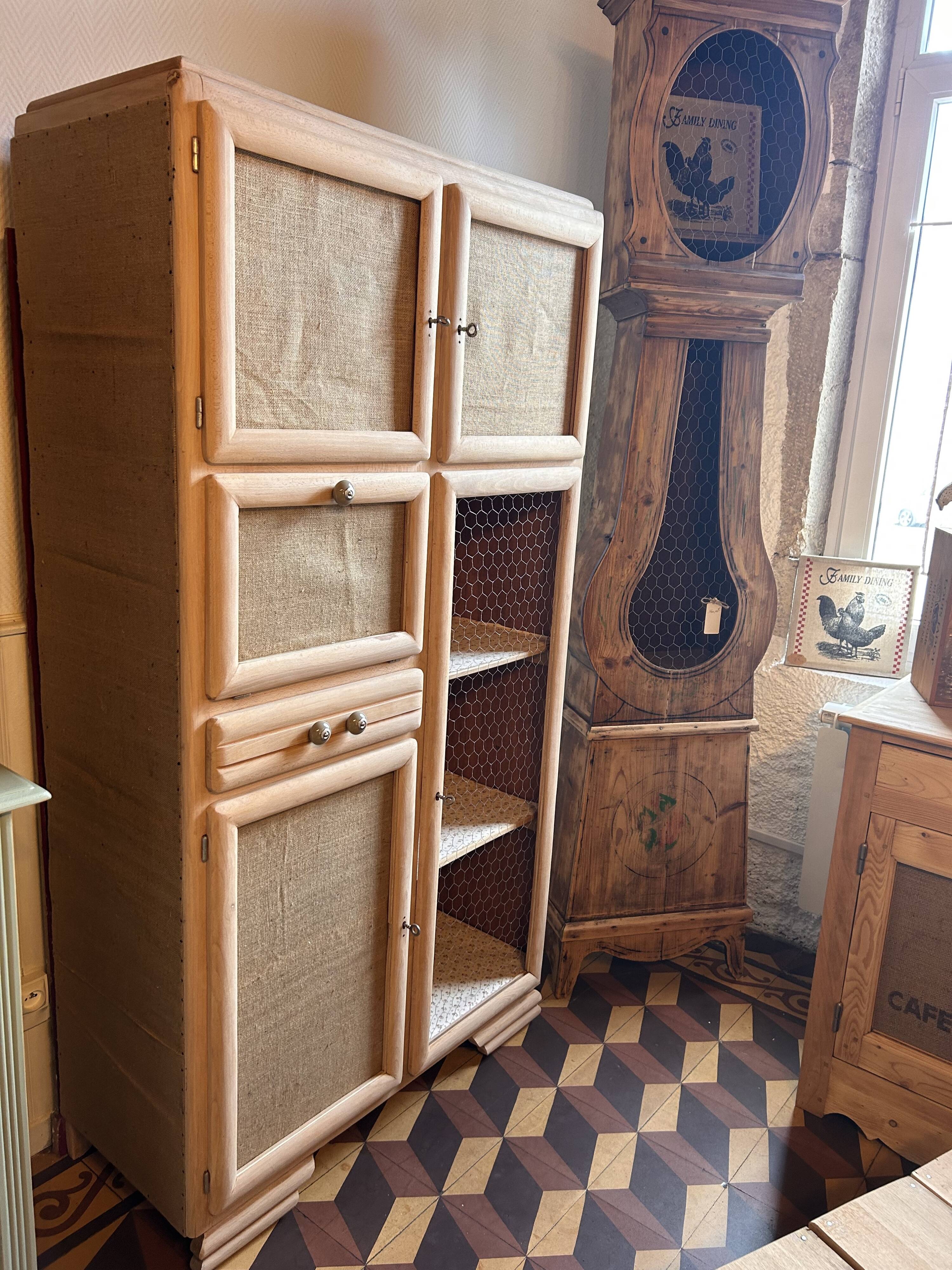 MADO furniture / Wardrobe