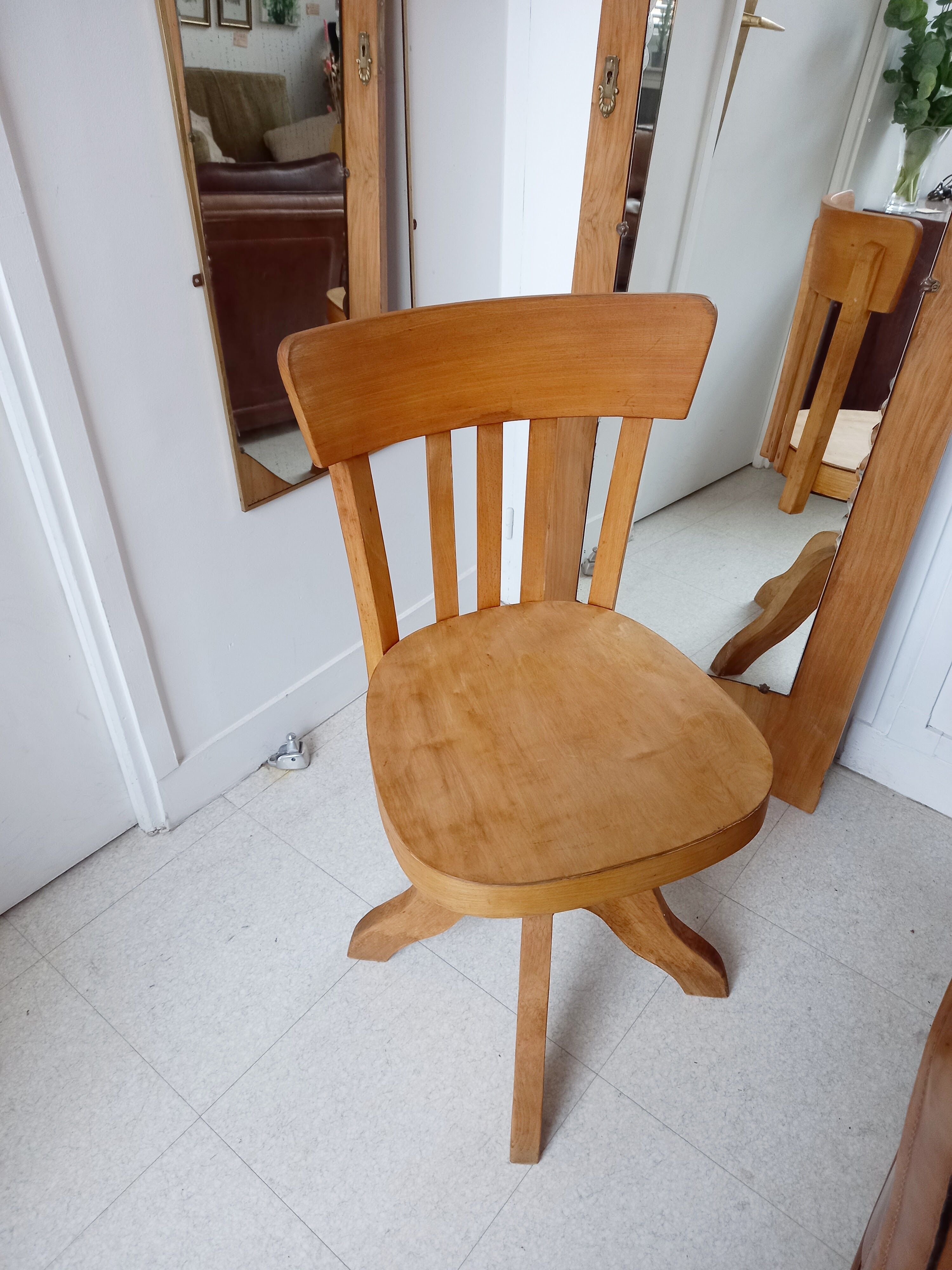 Vintage screw office chair Stella