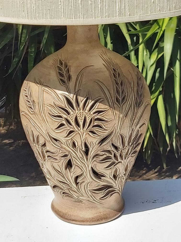 Fonck lamp and Matéo Vallauris ceramic open