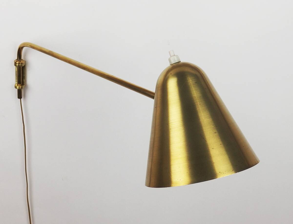 1950 wall lamp by Jacques Biny