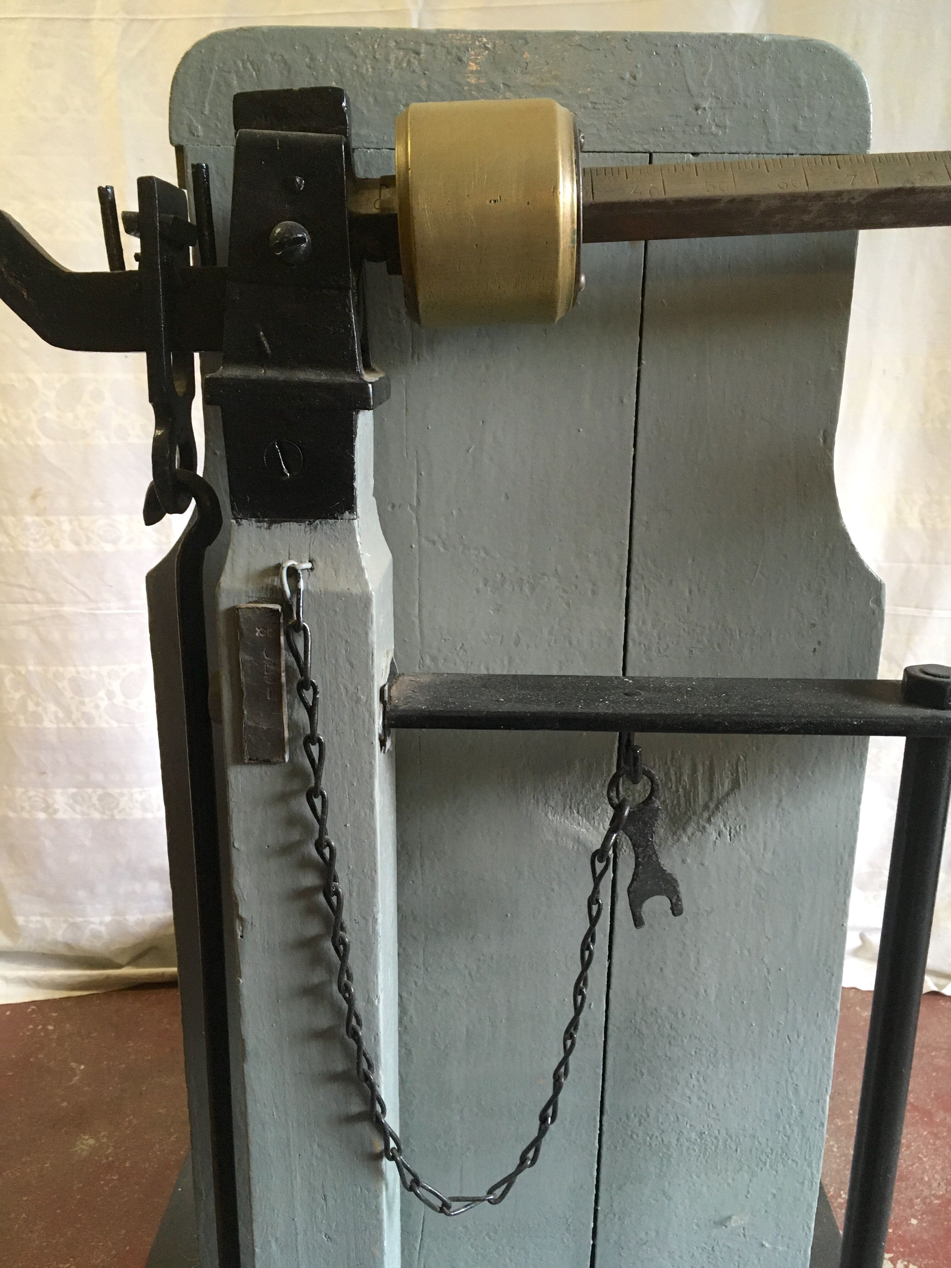 Old-grained scale, early 20th century