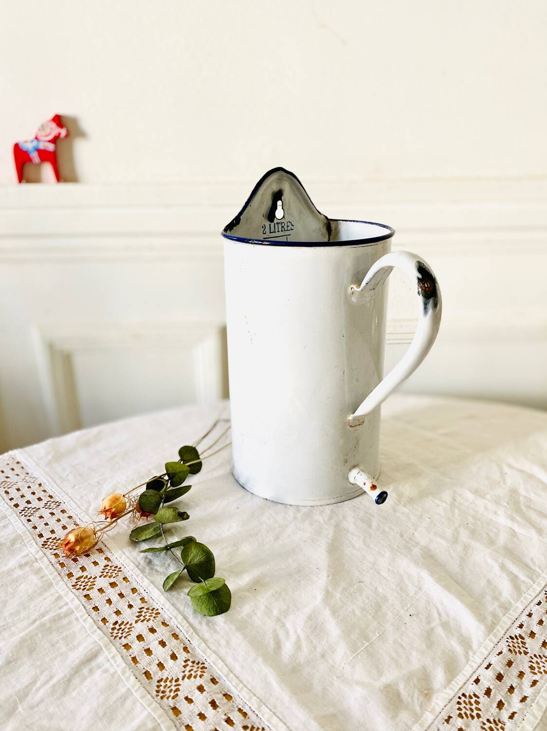 Old medical fountain in white enameled sheet metal