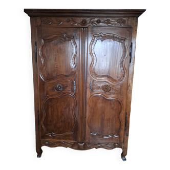 Armoire ancienne