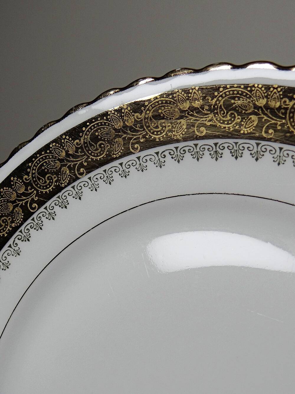 Set of 6 vintage flat plates ADP L Royal Limoges, gilded porcelain - 2