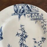 Lot de 2 assiettes en terre de fer Gien modèle Chardonnerets