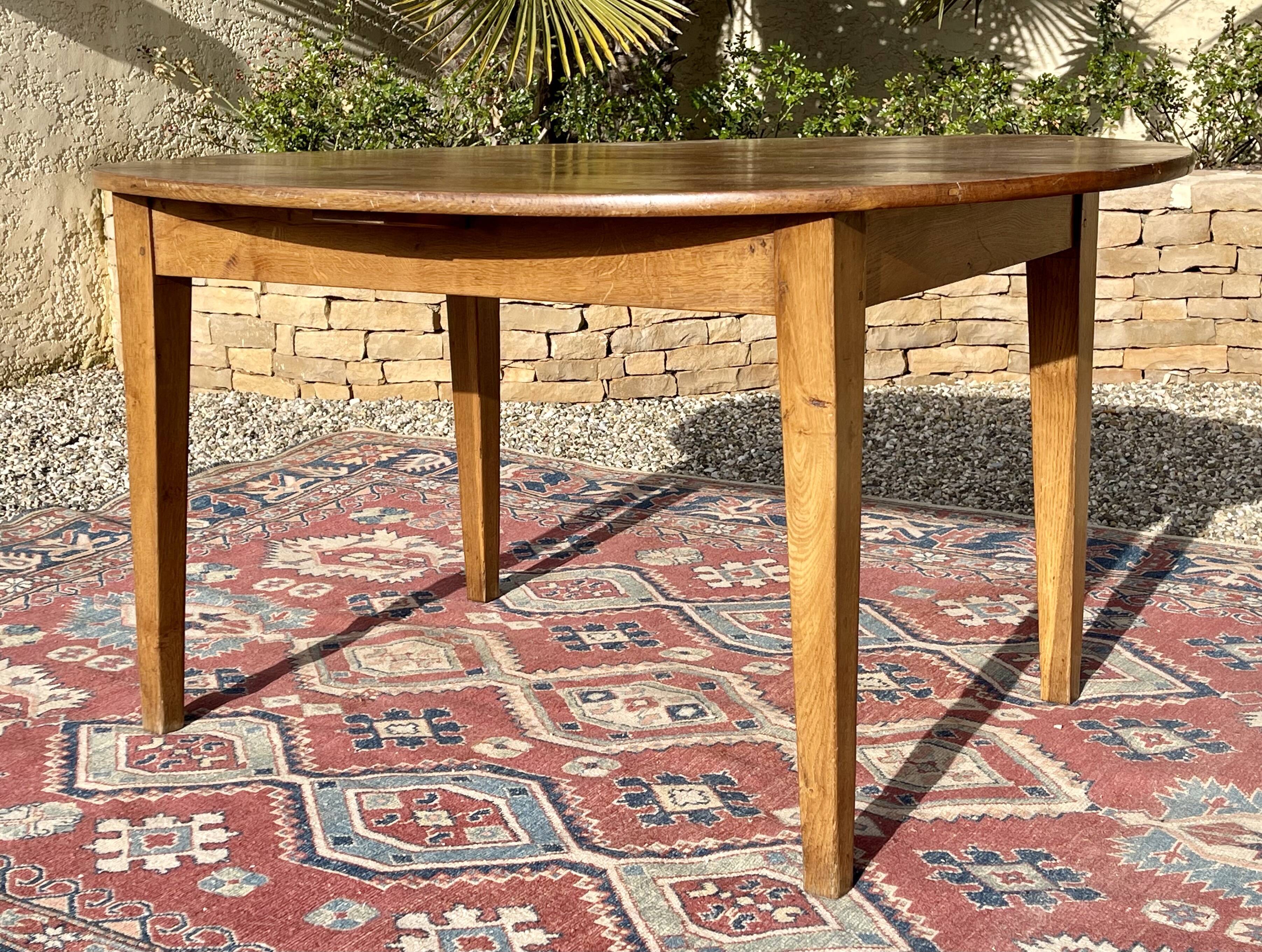 Table de salle à manger en chêne