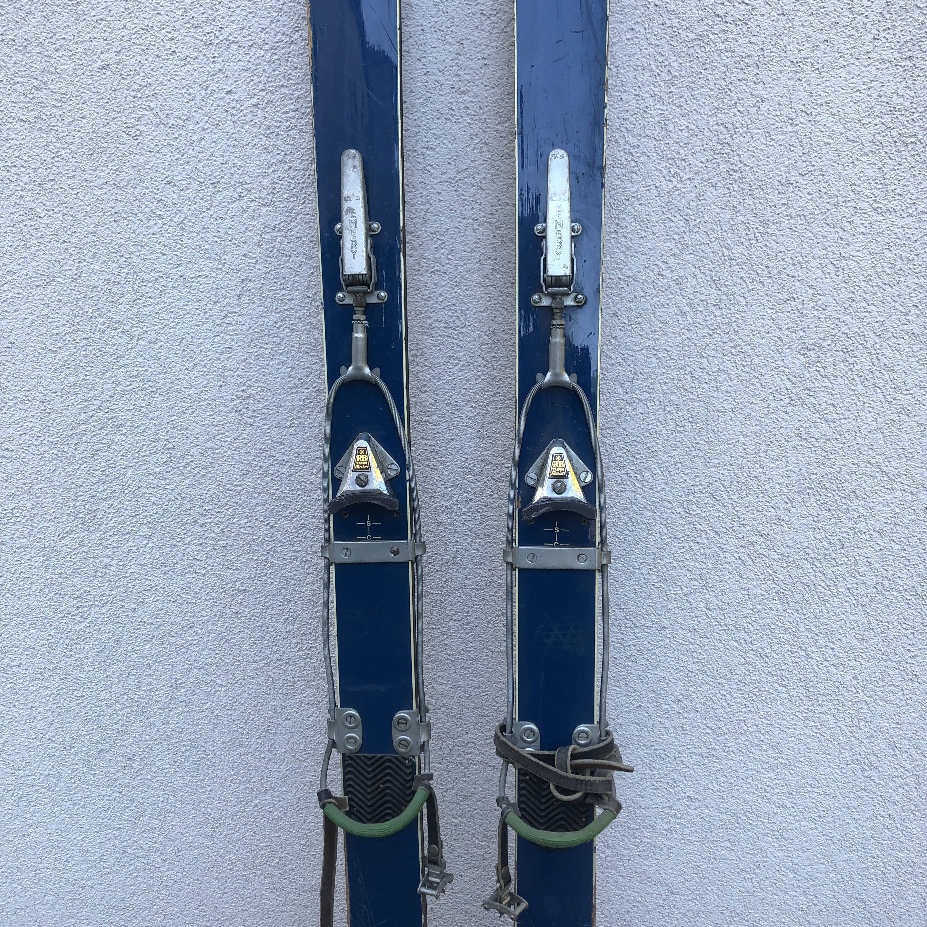 Skis
