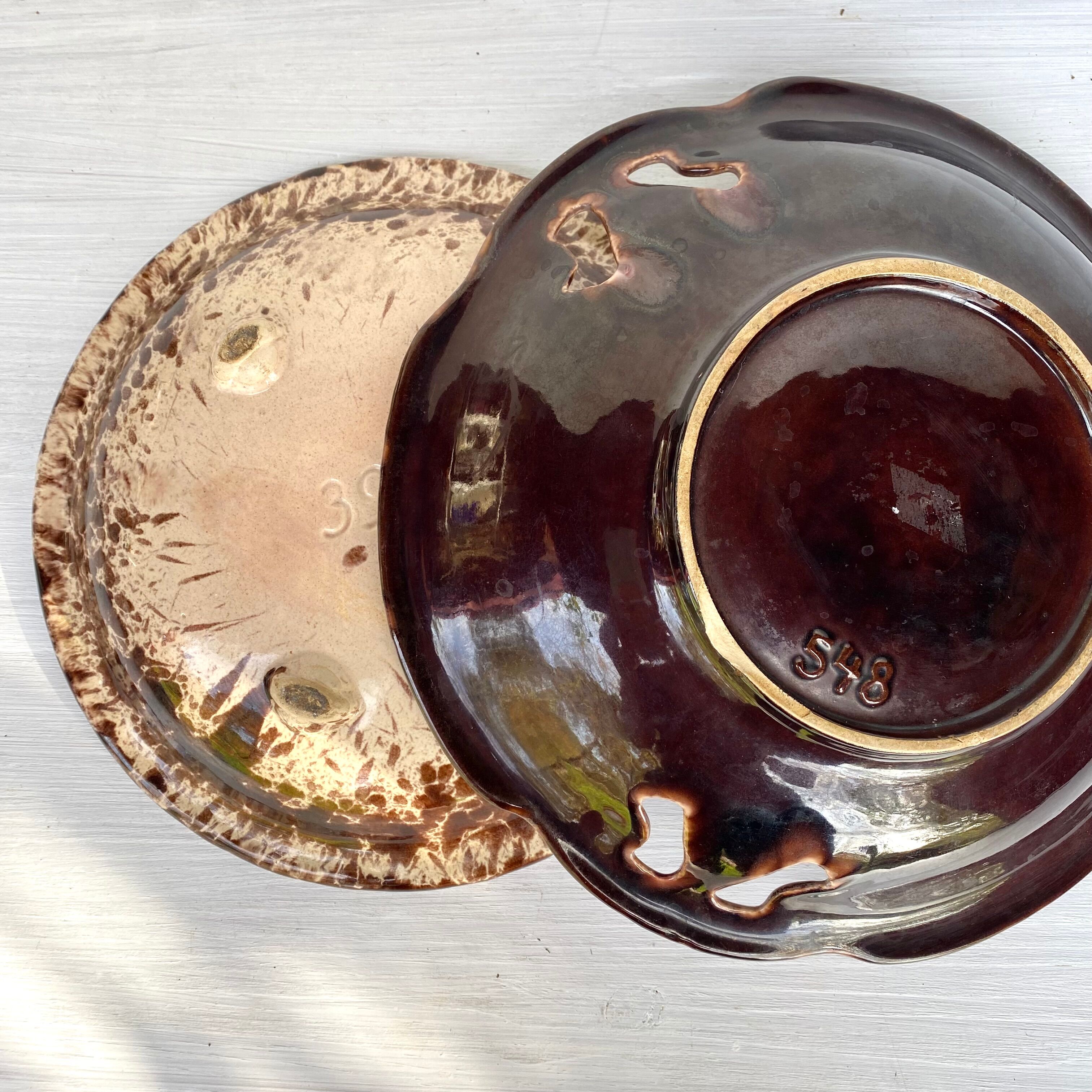 2 vintage ceramic dishes