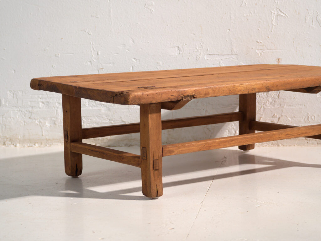 Antique pine coffee table – China, circa 1890