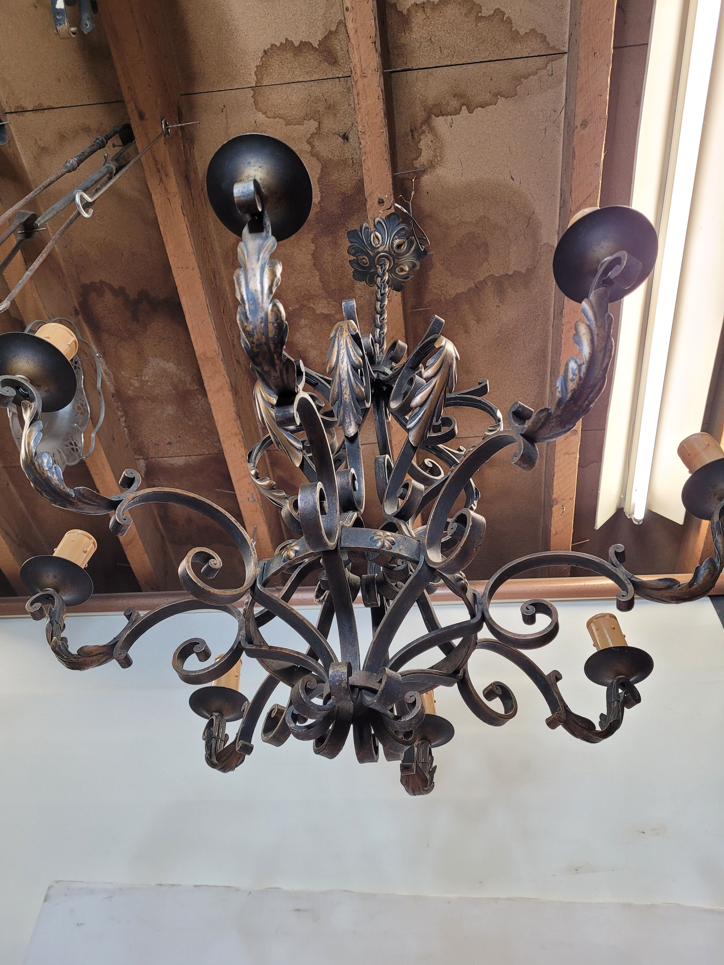 Lustre fer forgé ancien