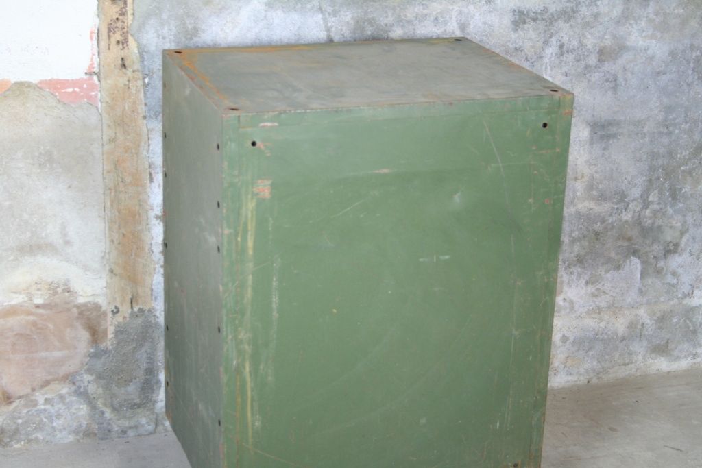 Furniture industrial metal business of the army, 21 drawers locker
