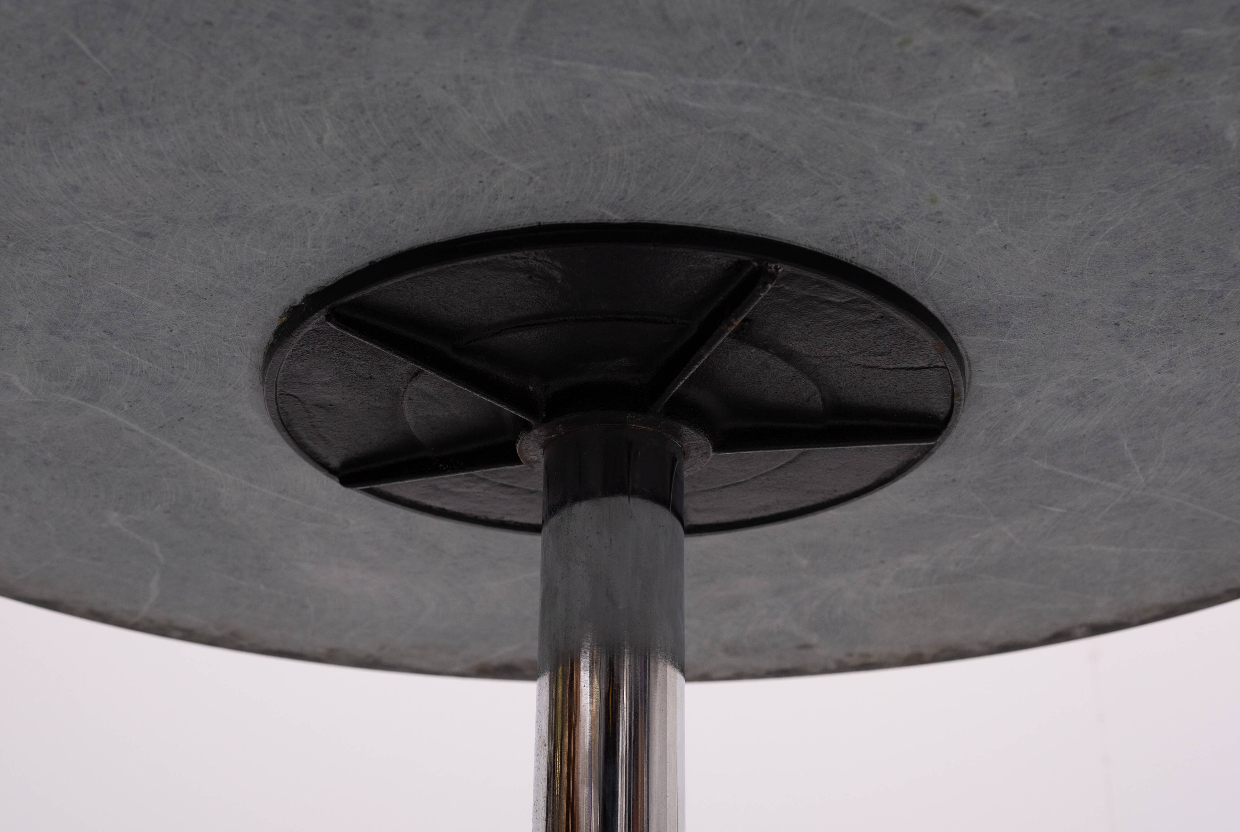 round Green Marble dining table 1980s Italy