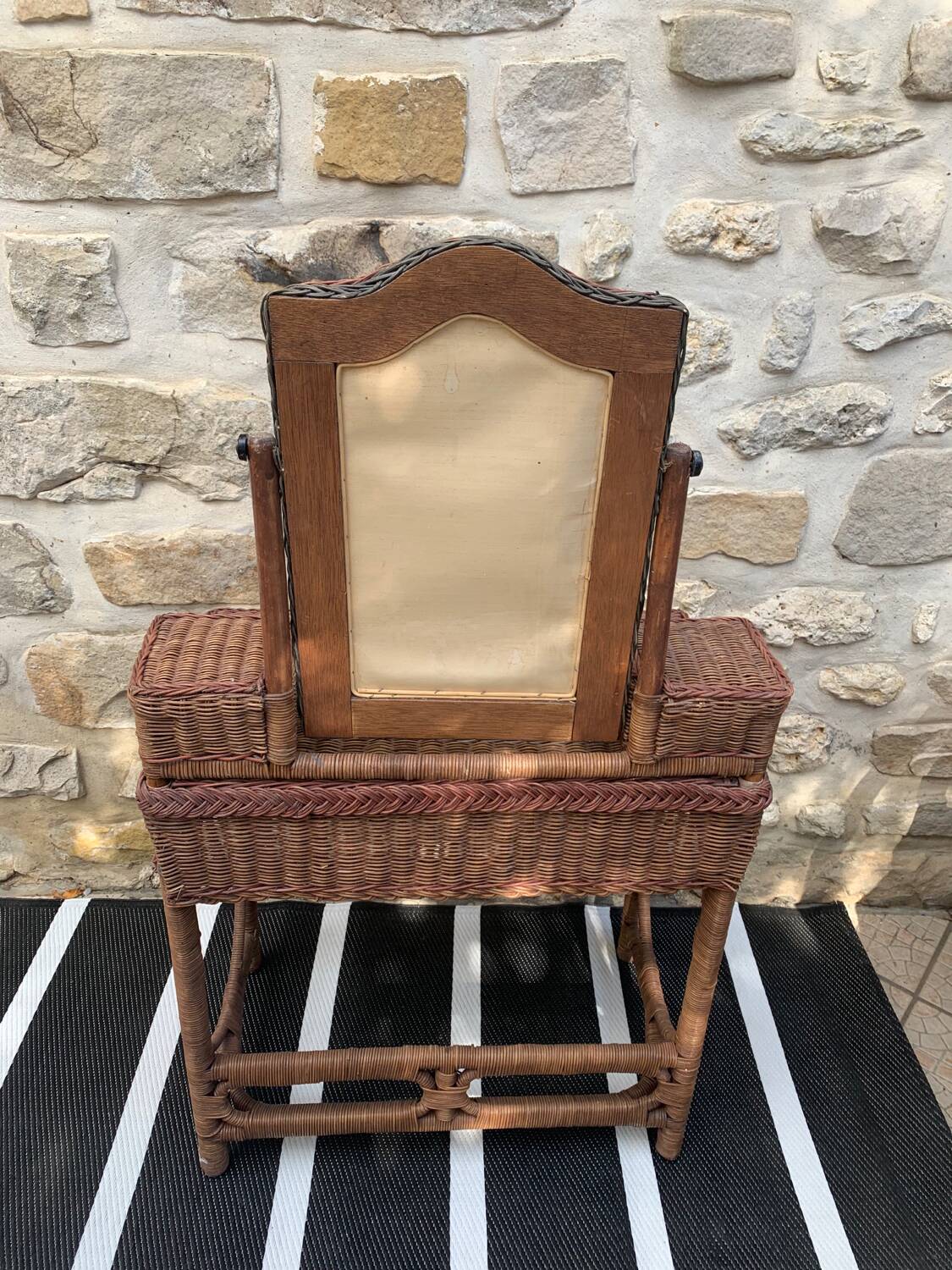 Rattan dressing table