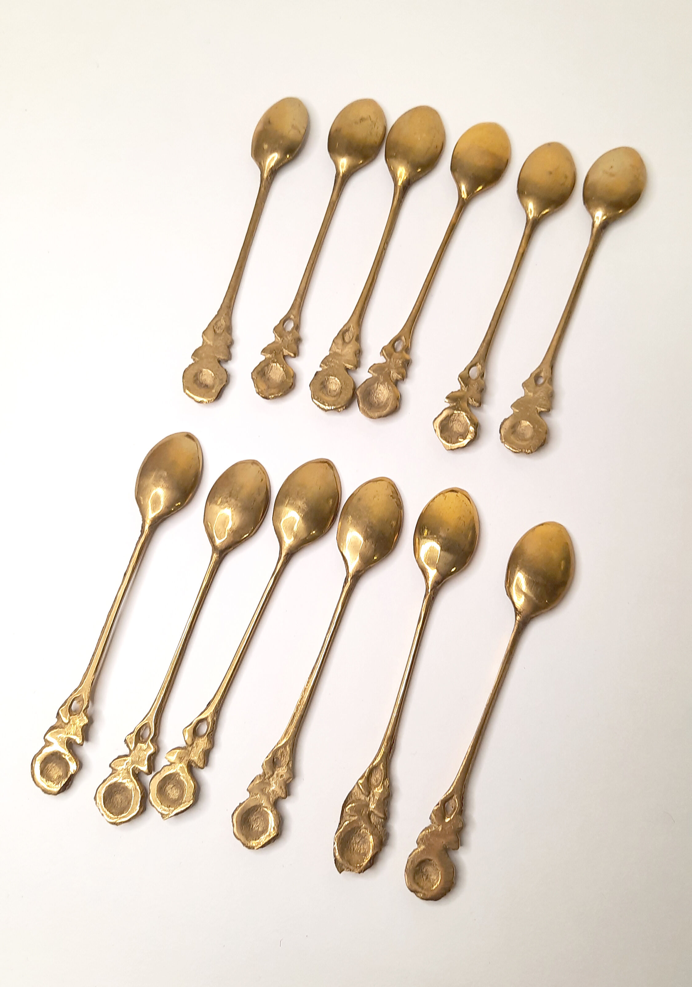 Lot small brass spoons