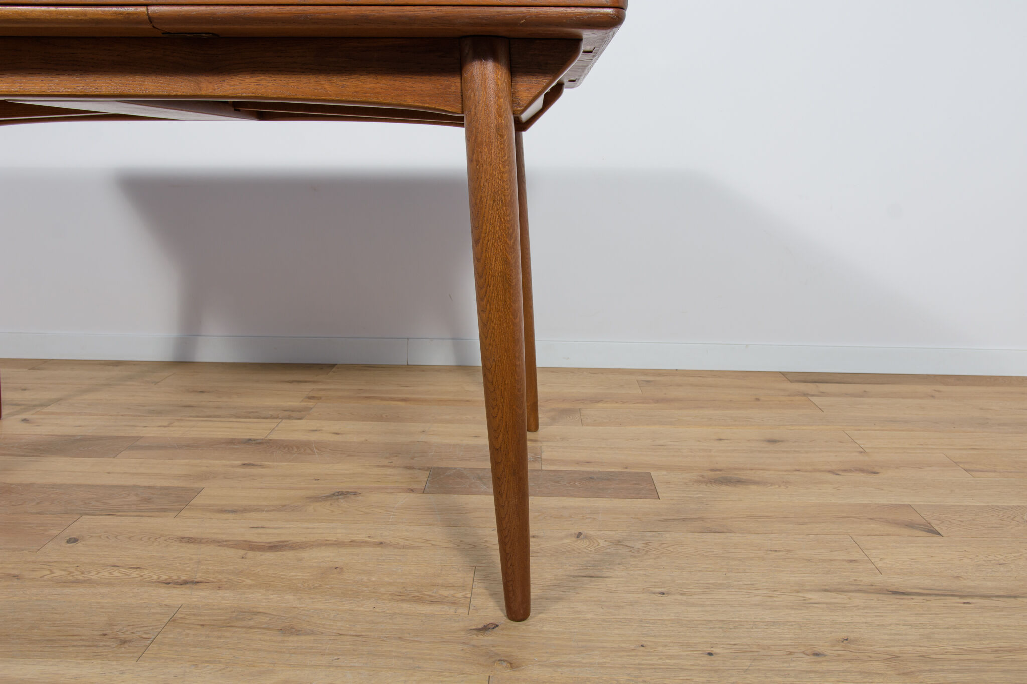 Mid Century Danish Extendable Oak Dining Table, 1960s