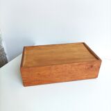 Wooden sliding box with handle