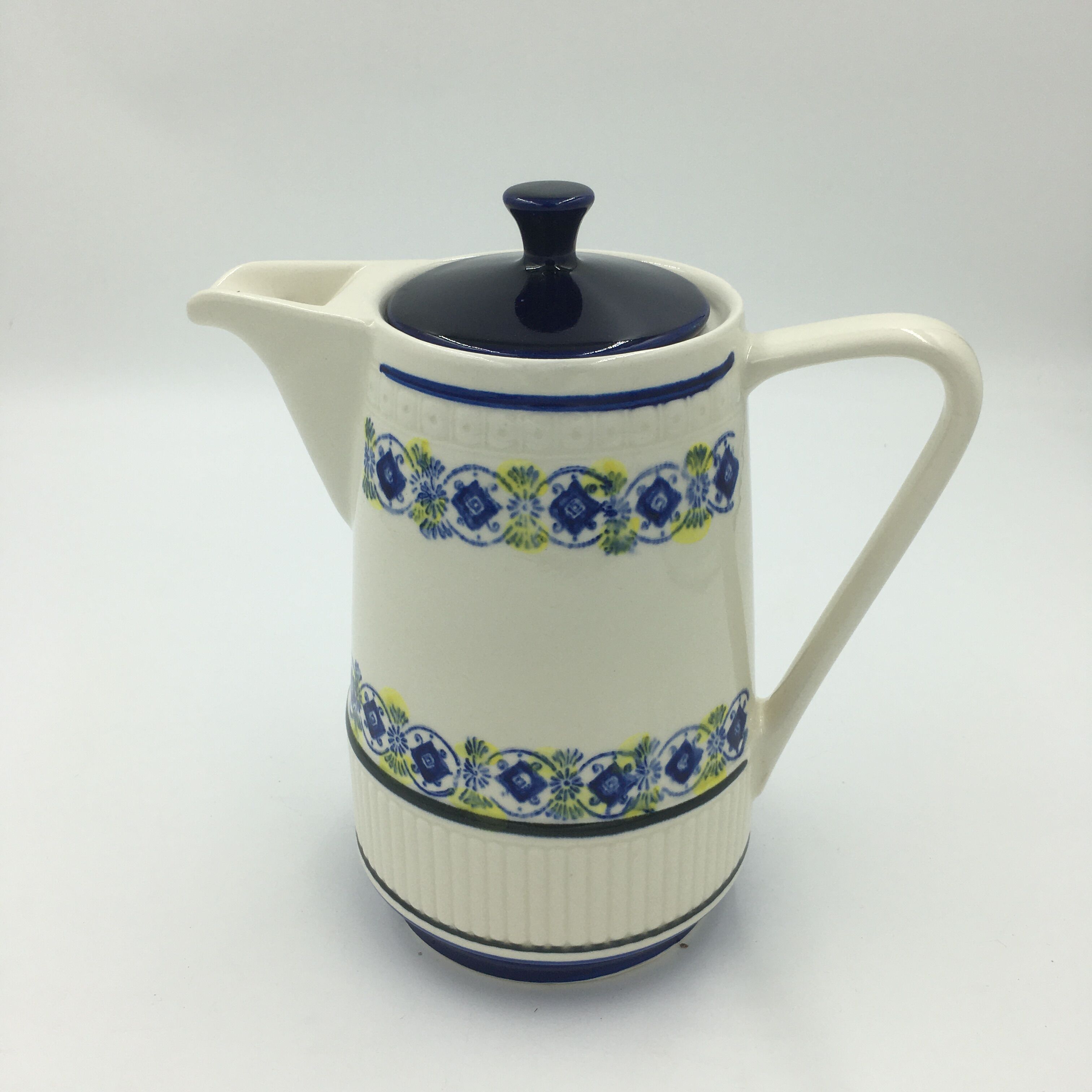 Foreign ceramic coffee maker