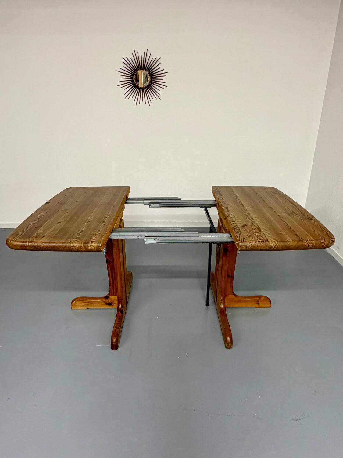 Solid wood extendable table design 70 Scandinavian Rainer Daumiller