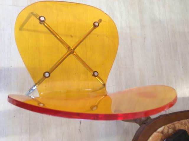 Polycarbonate chair and chrome legs