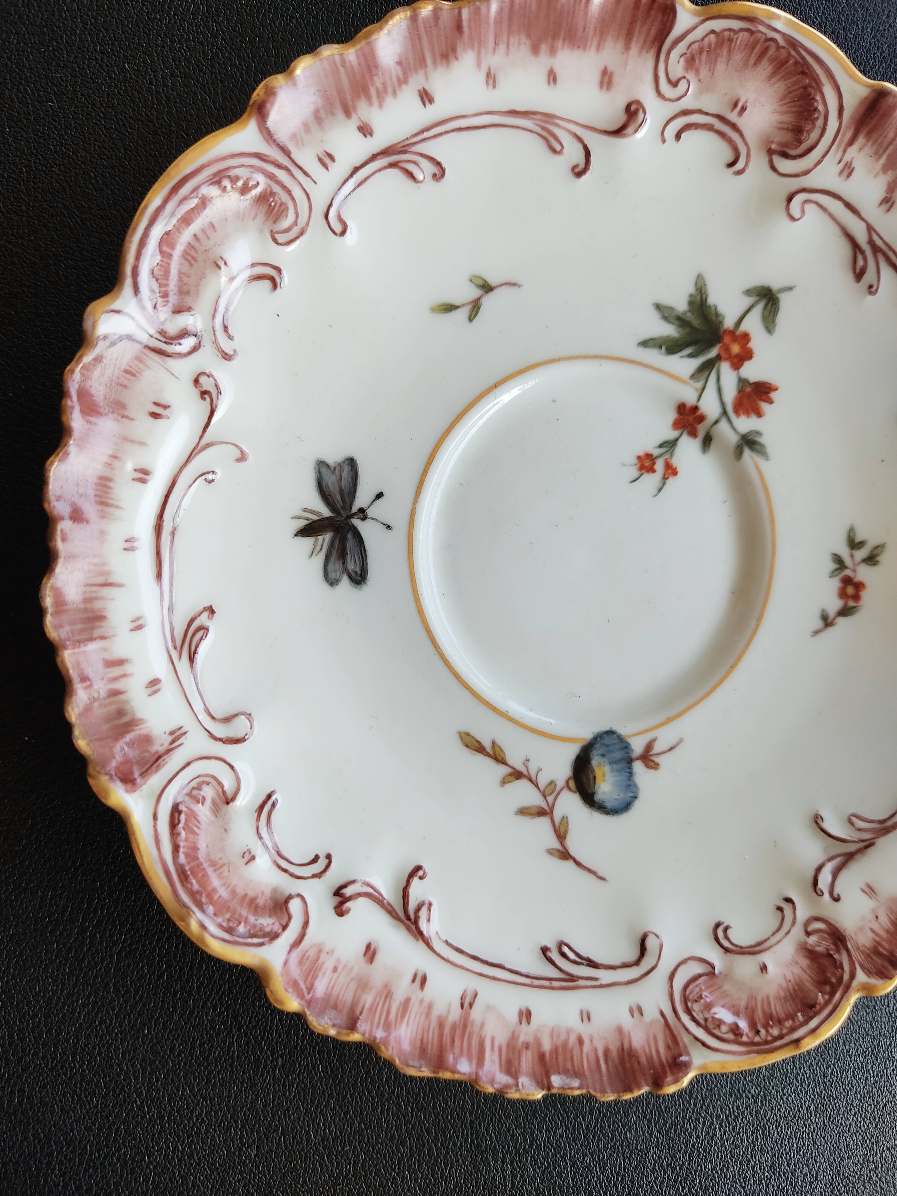 Late 19th century Limoges hand-painted undercuper of