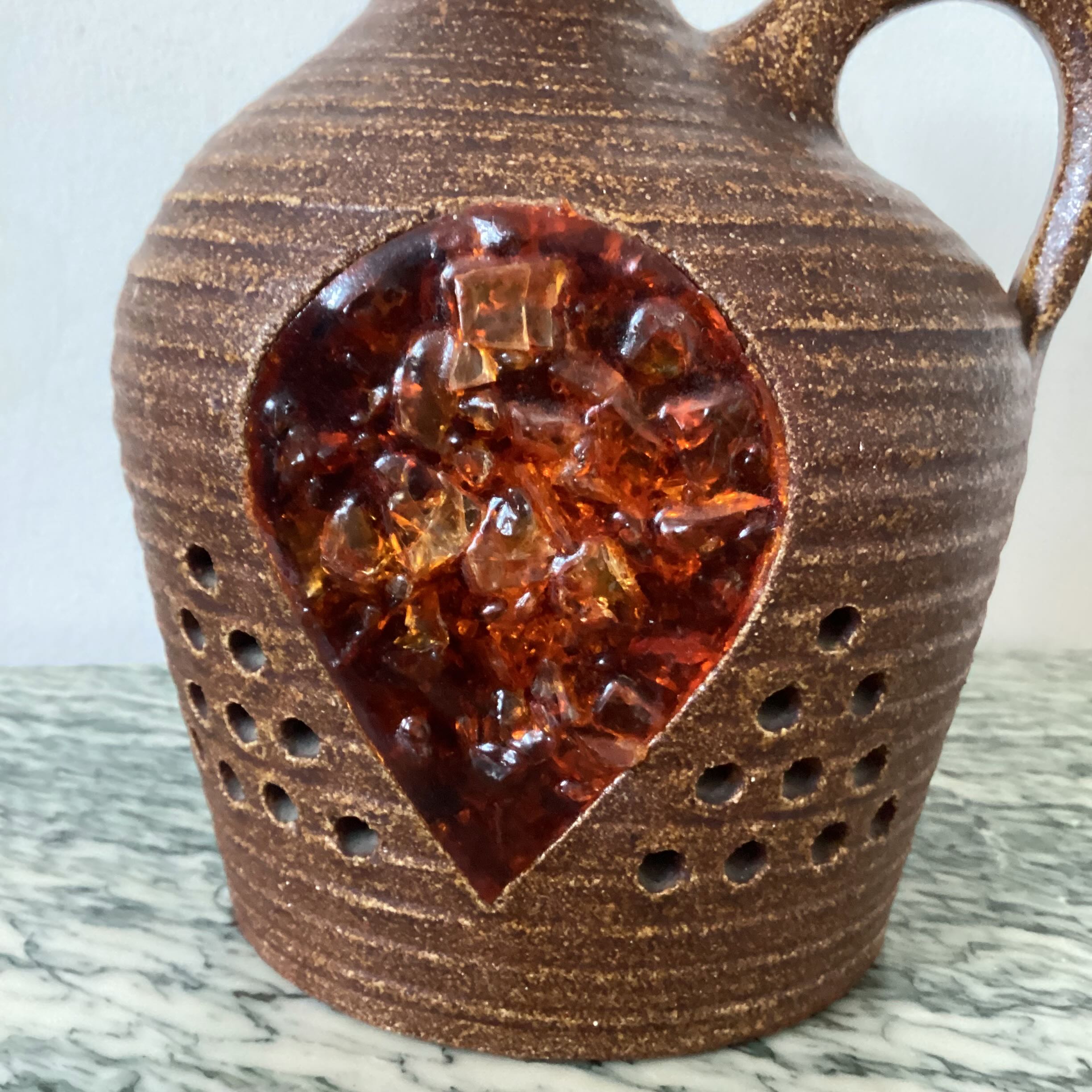 Accolay stoneware lamp