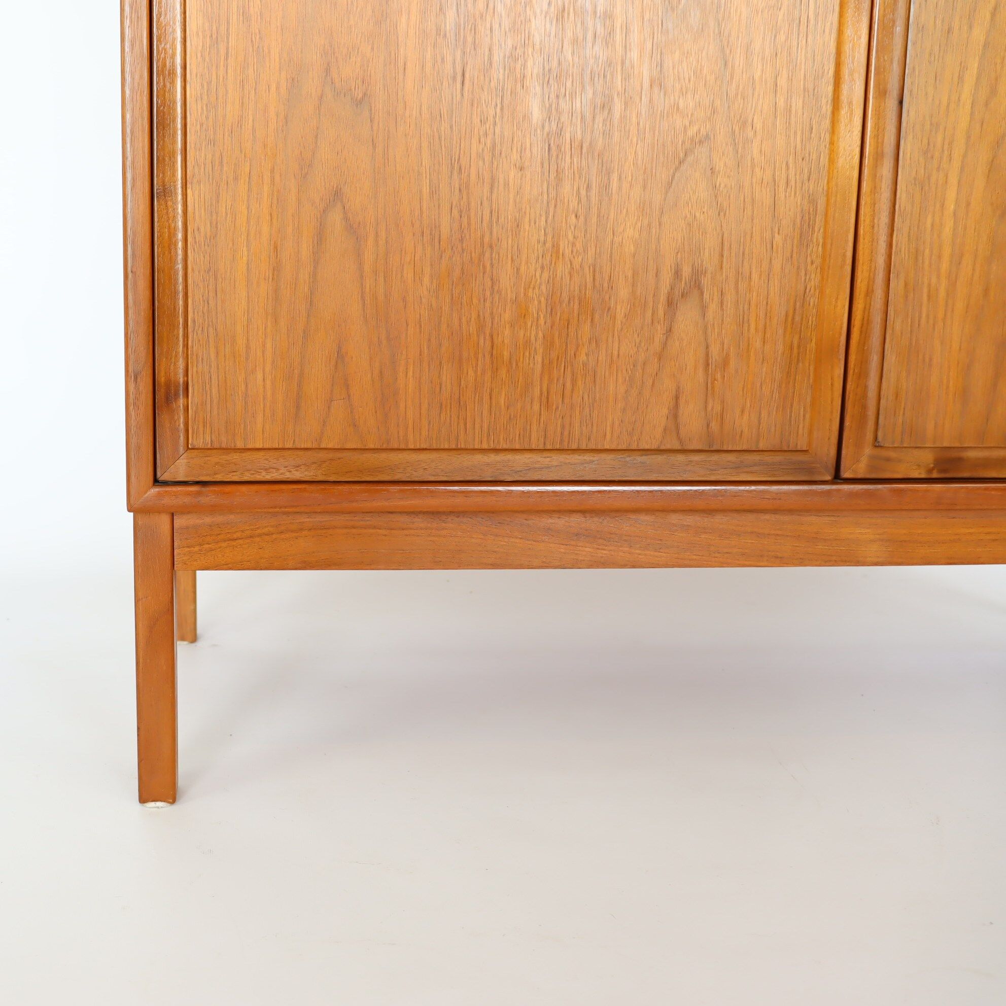 Bibliothèque scandinave années 60