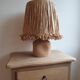 Lampe en pierre et raphia
