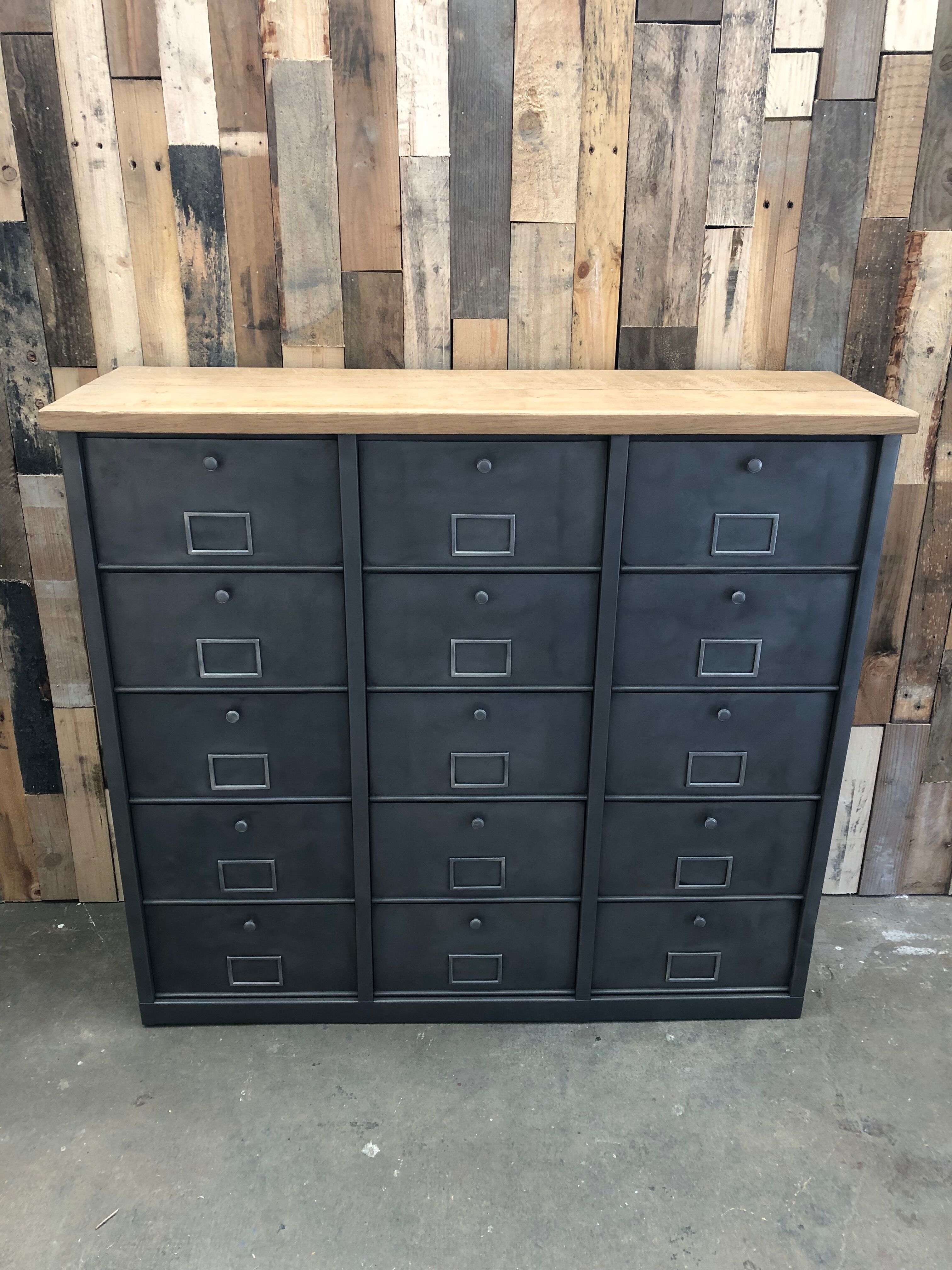 Industrial storage unit Vandex Ronéo 15 wood metal valves