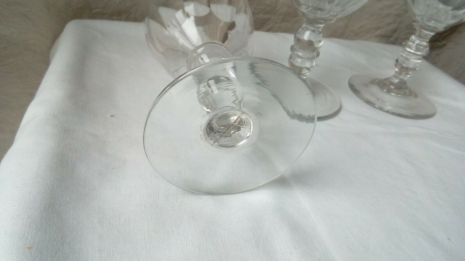 3 glass-cut pent foot glasses
