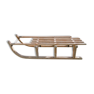 Old James - Davos wooden sled