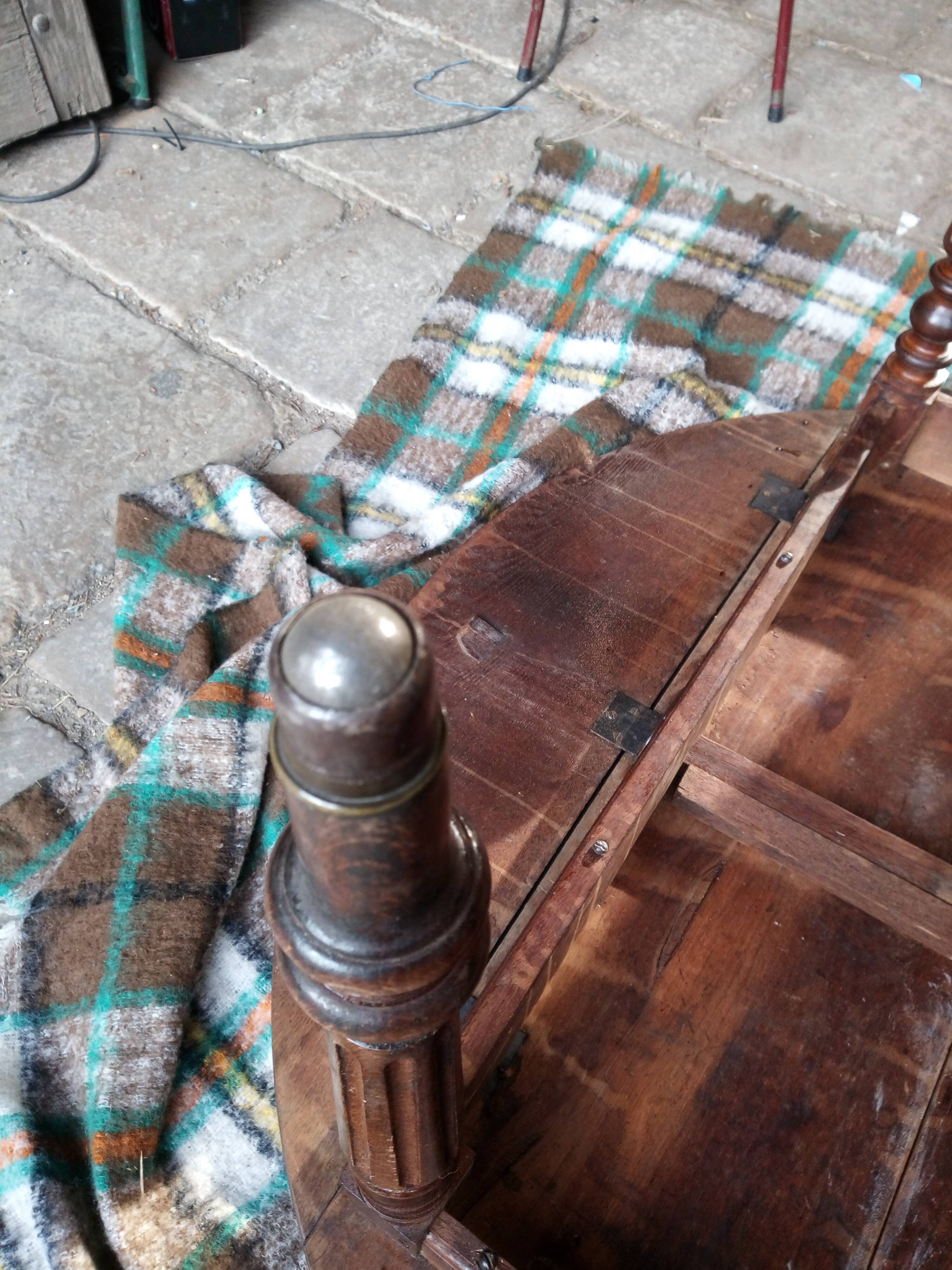 Round table with flap