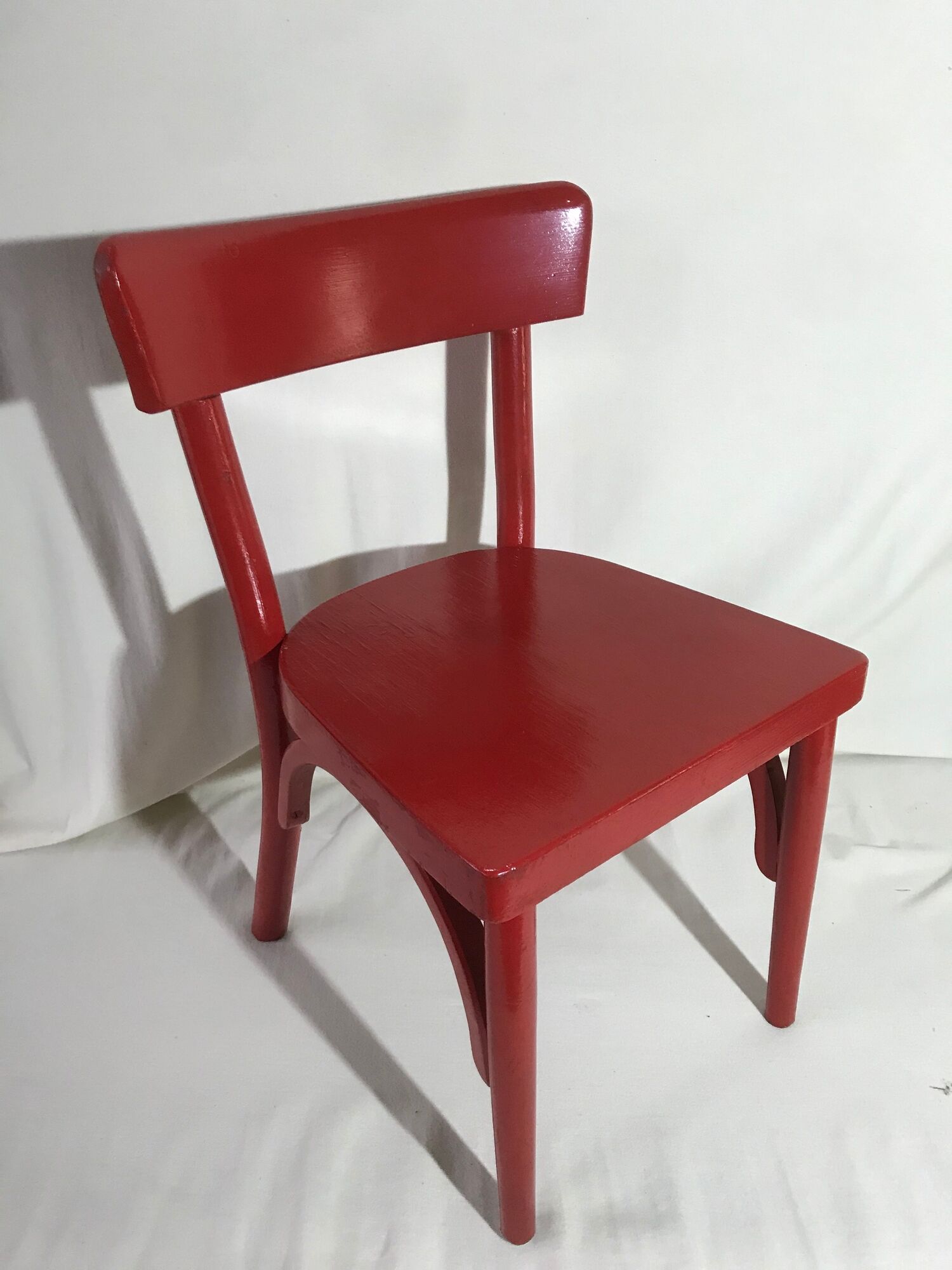Paire de chaise ancienne Baumann bois rouge assise enfants vintage