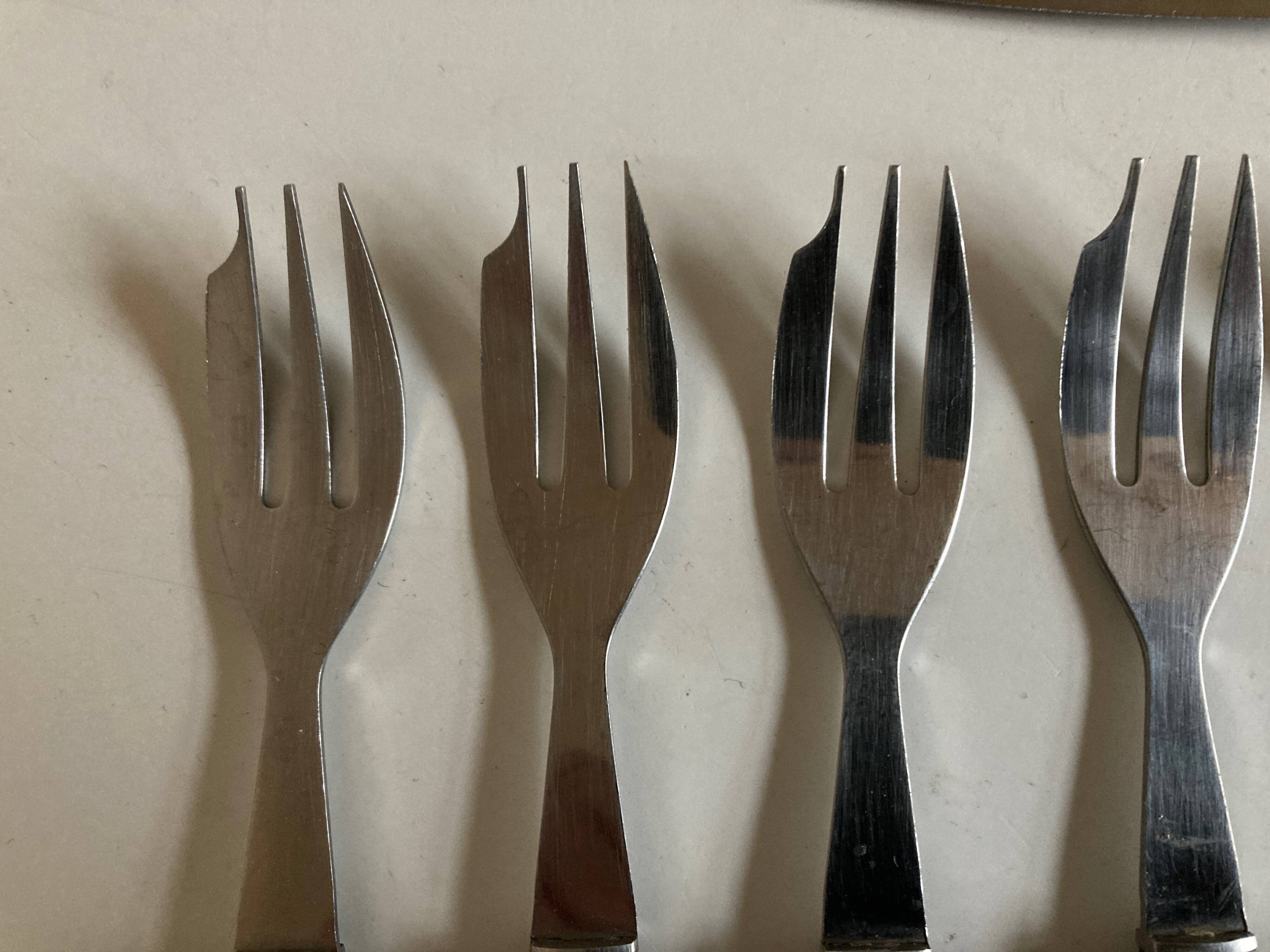 Set of 12 teak dessert forks 1960 Scandinavian