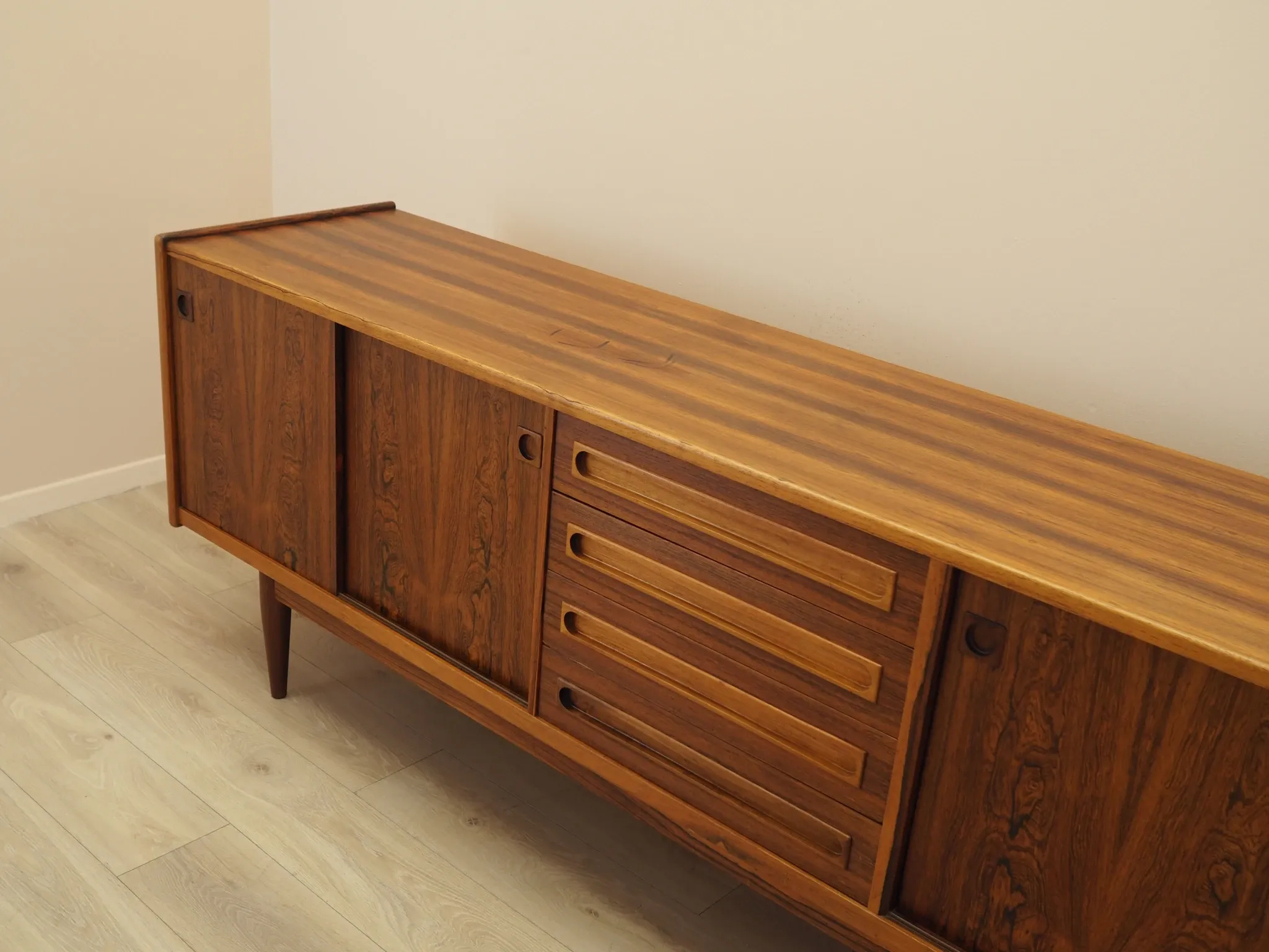 Rosewood sideboard, Danish design, Johannes Andersen, Uldum Rosewood sidebo