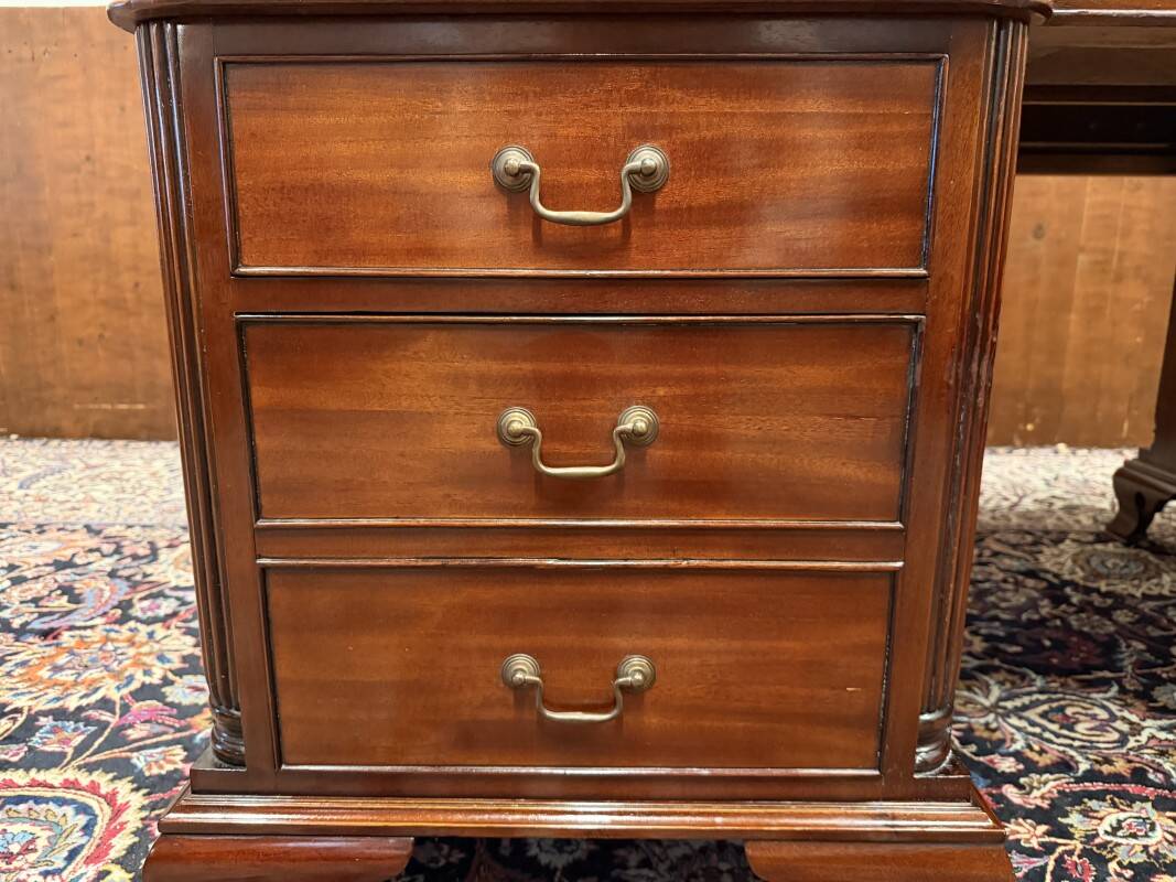 Classic English Mahogany Desk Partnerdesk