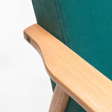 Polish B - 7727 armchair in turquoise velour