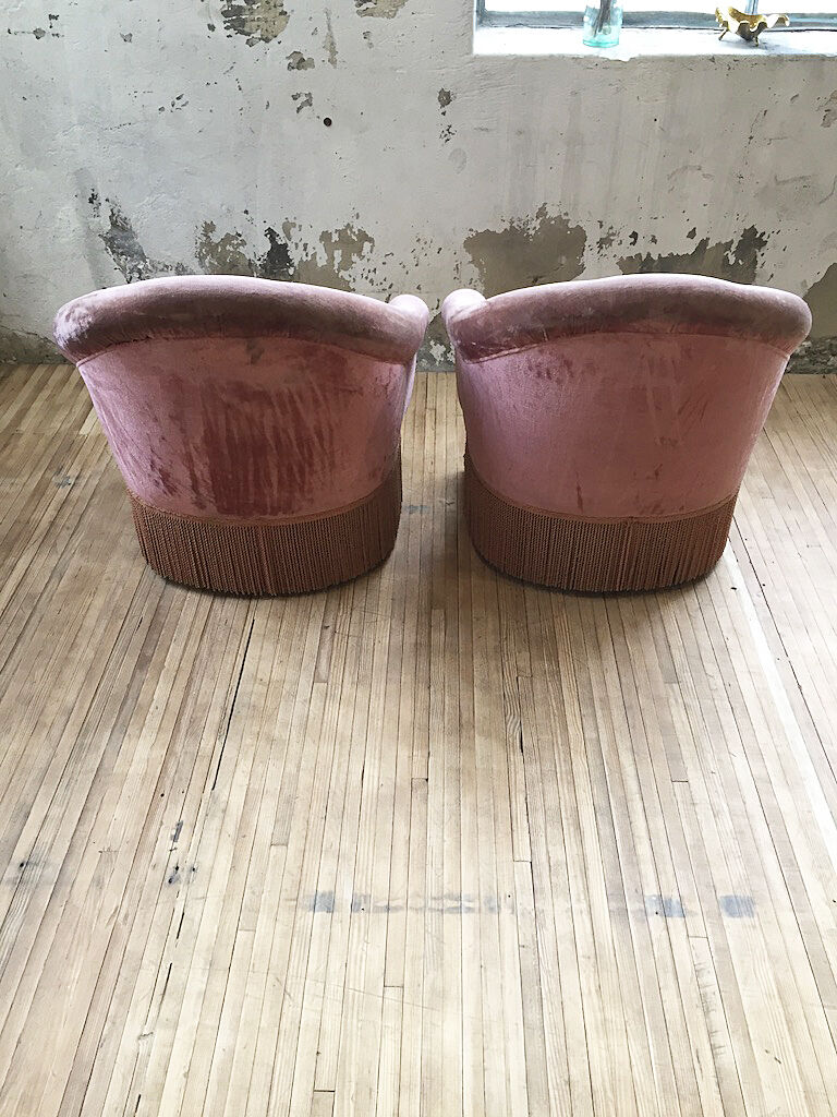 Armchairs pink captionne toad