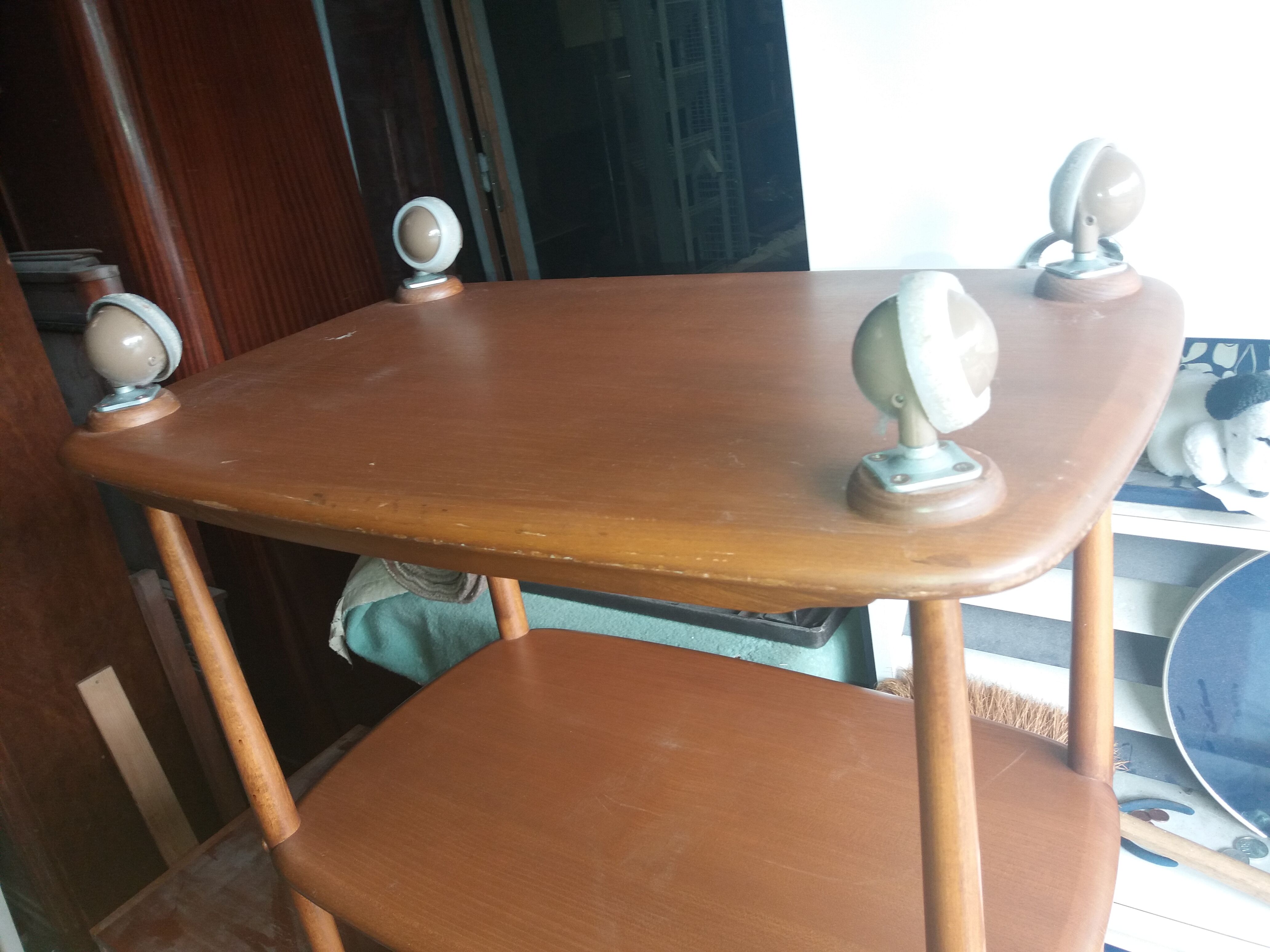 Rolling bar serving table in solid elm by Ercol, England, circa 1960