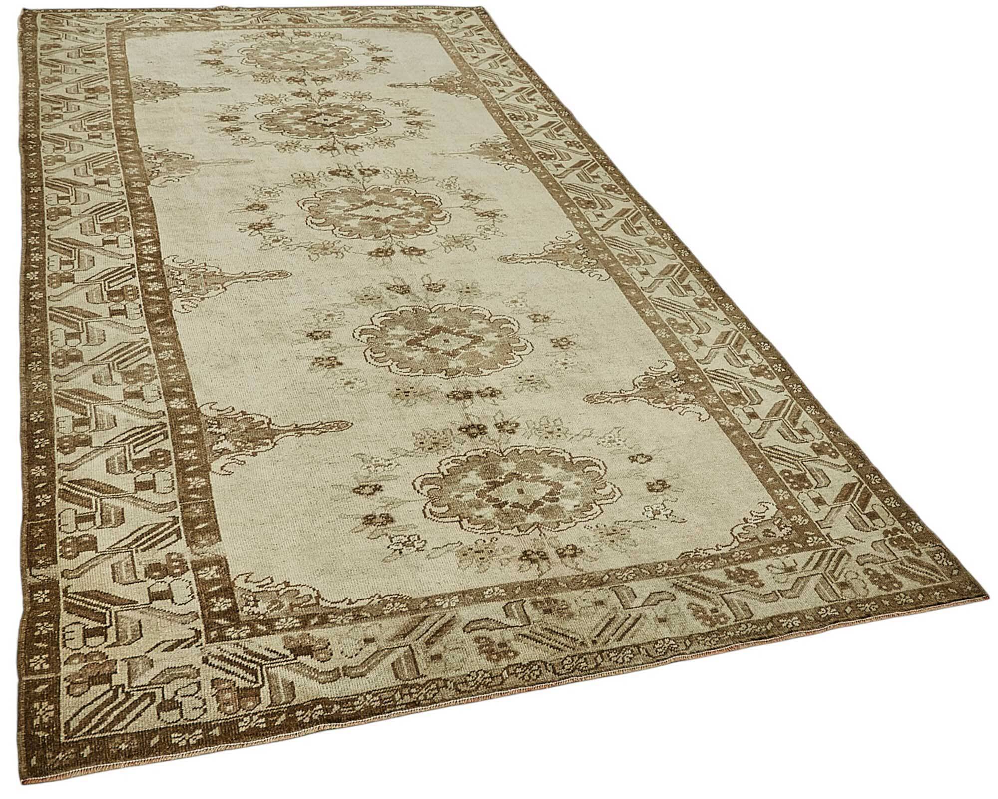 Turkish Vintage Anatolian Rug 161 cm x 295 cm