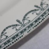 Oval plate in earthenware decoration garland Louis XVI green