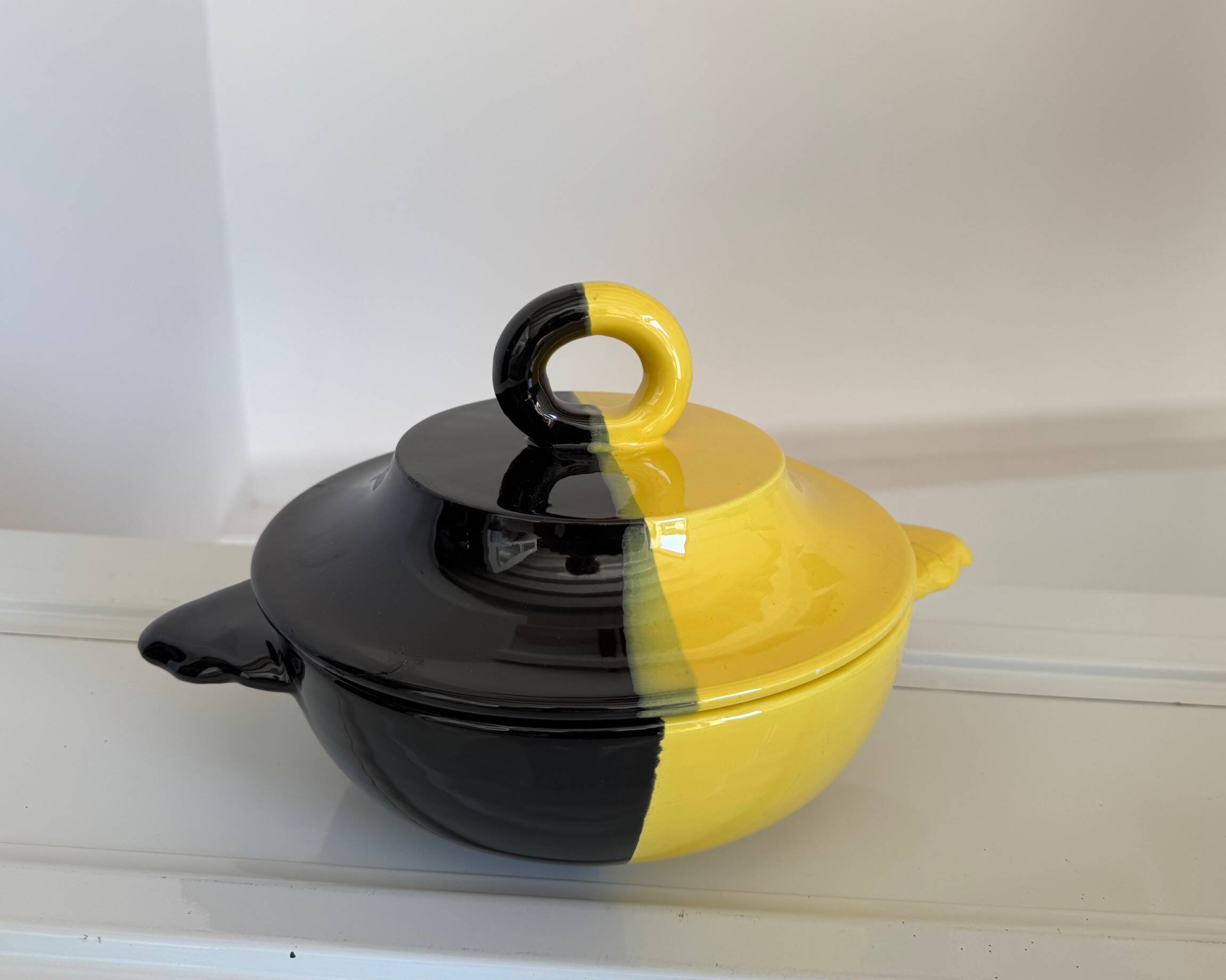 Soup tureen, vegetable dish Cerenne Vallauris