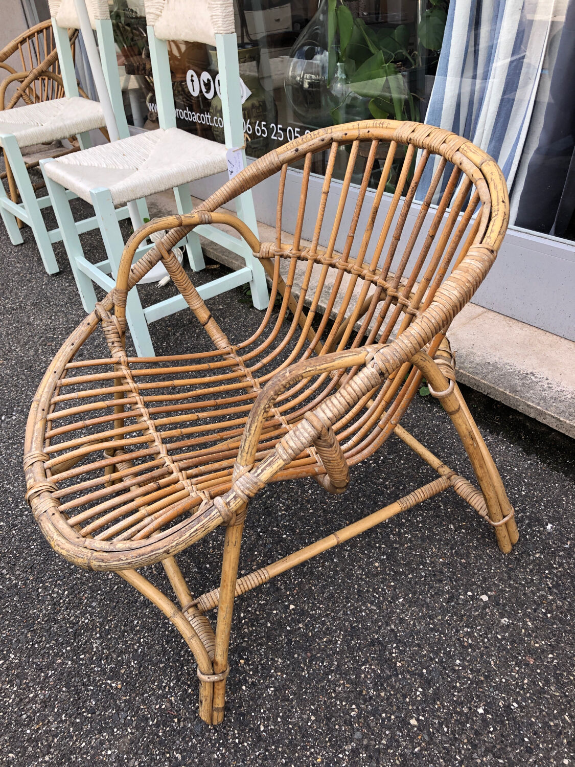 Vintage rattan armchair, 1960