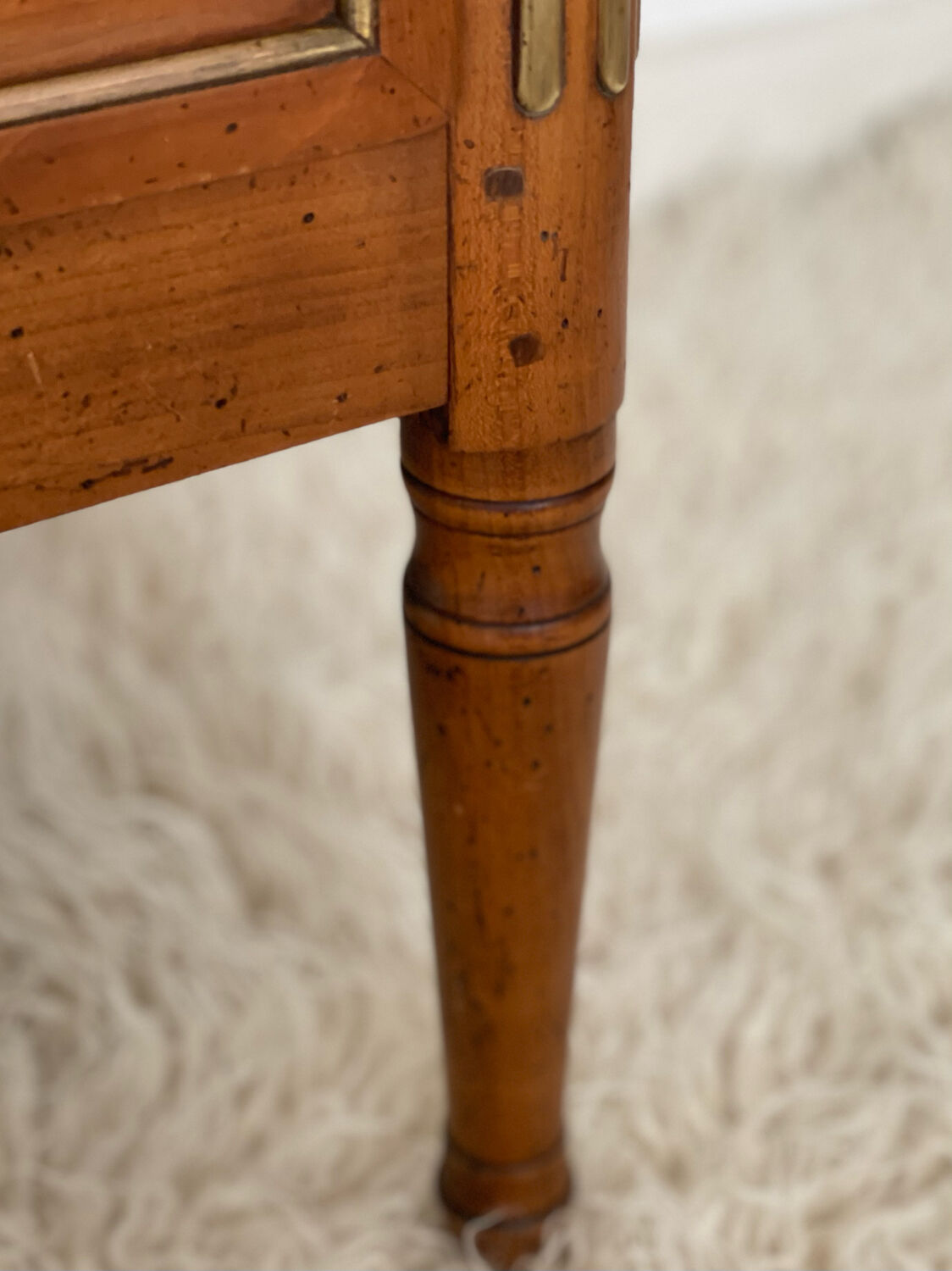 Commode bois et laiton