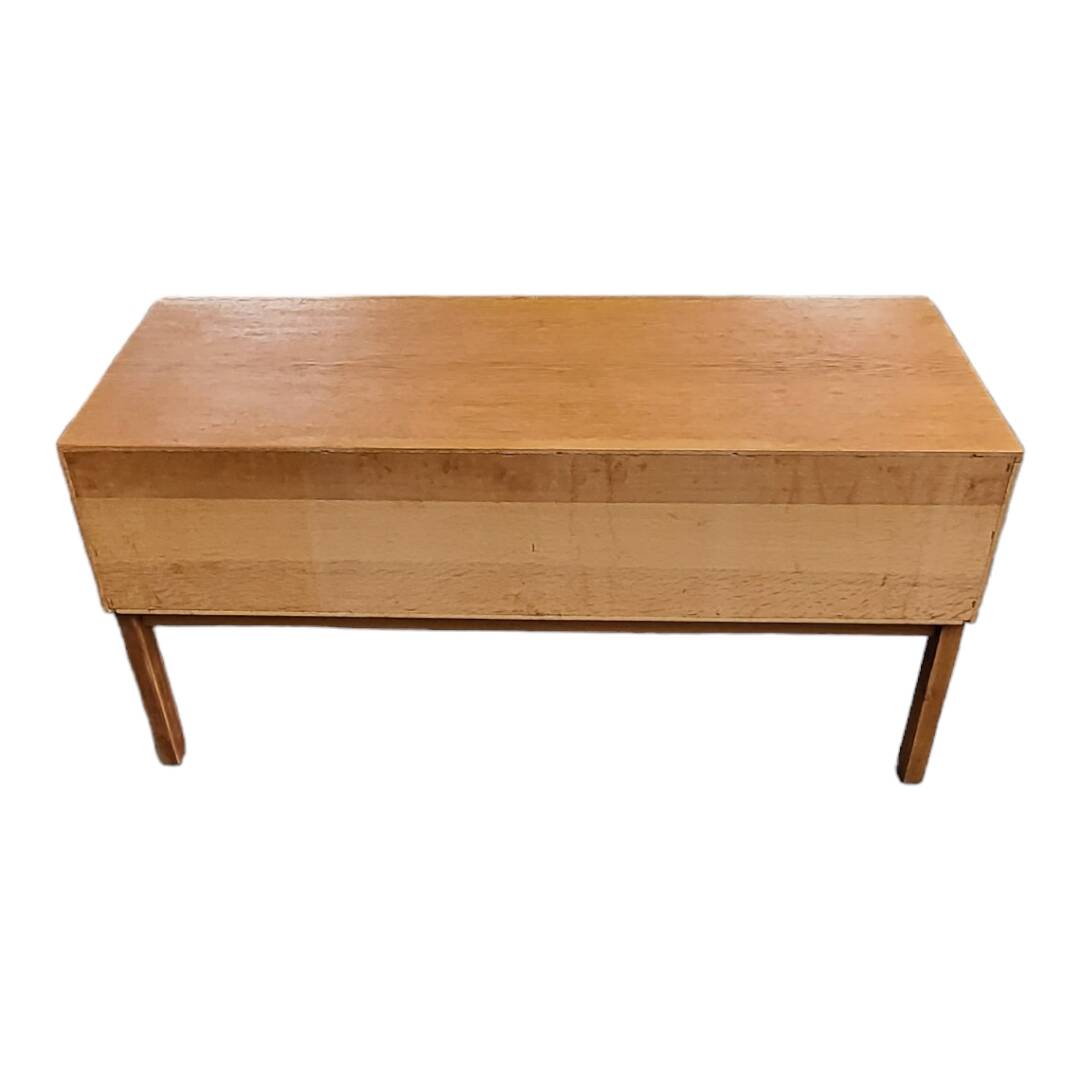 Commode vintage avec Schubladen