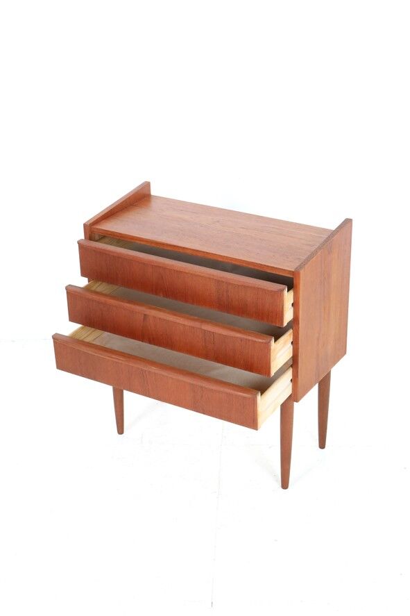 Filigree mid-century teak chest of drawers / Danish modern design / 1960s