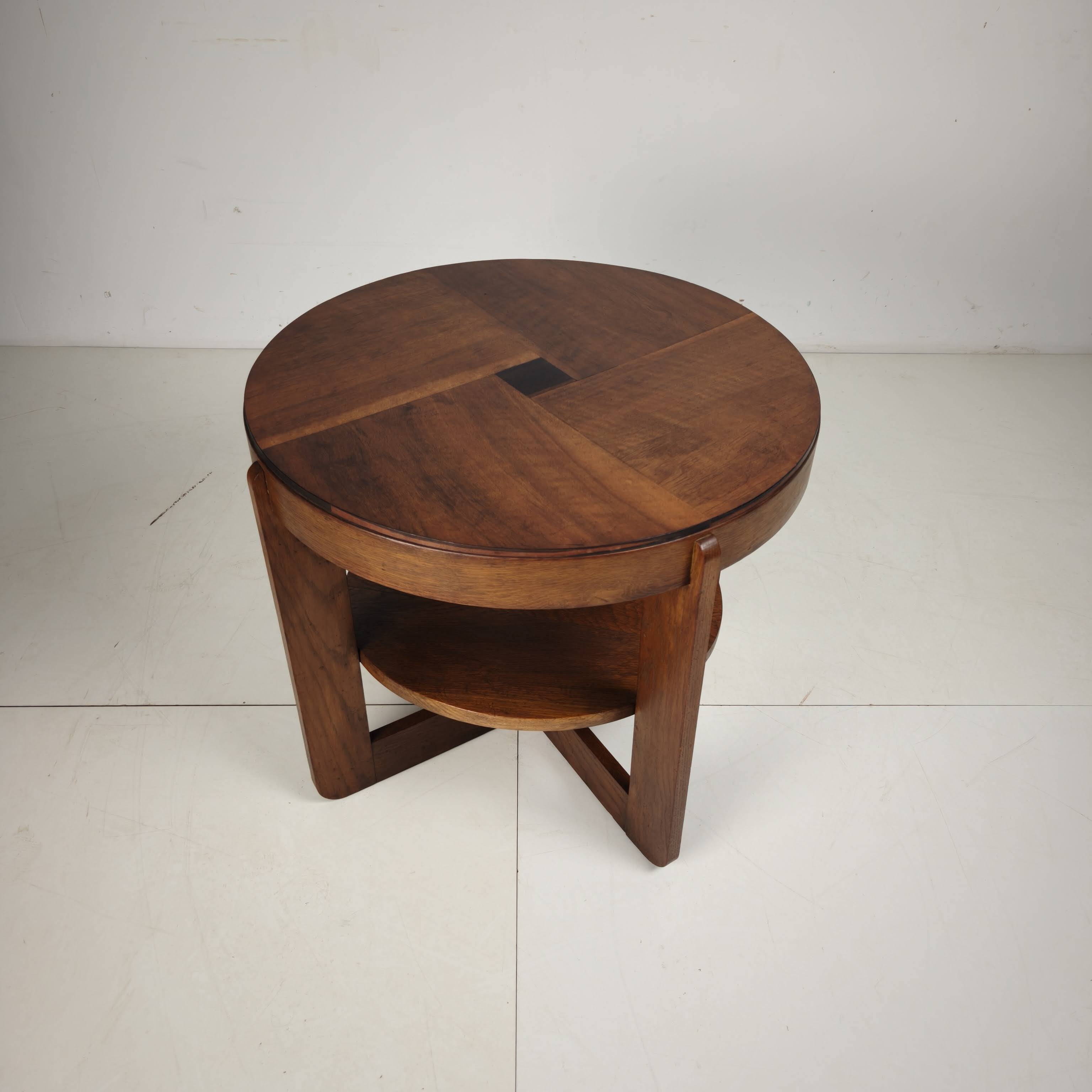 Table d'appoint en chêne de l'École d'Amsterdam avec motif carré, Pays-Bas, vers 1925